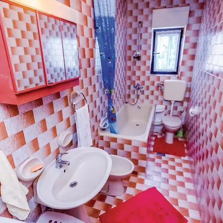 Amazing In With Kitchen Apartment Novi Vinodolski