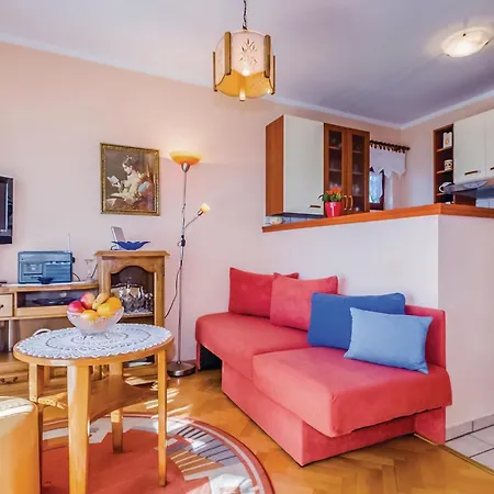 Amazing In With Kitchen Apartment