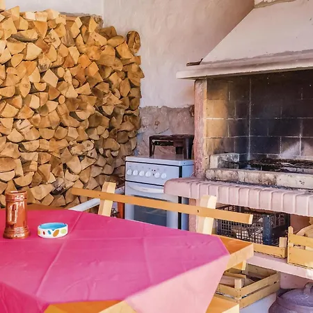 Amazing In With Kitchen *