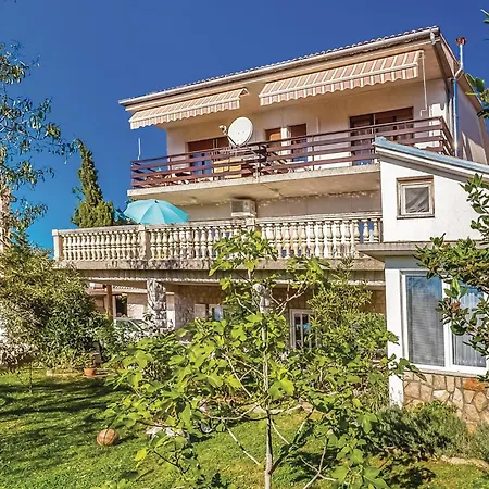 Amazing In With Kitchen Apartment Novi Vinodolski